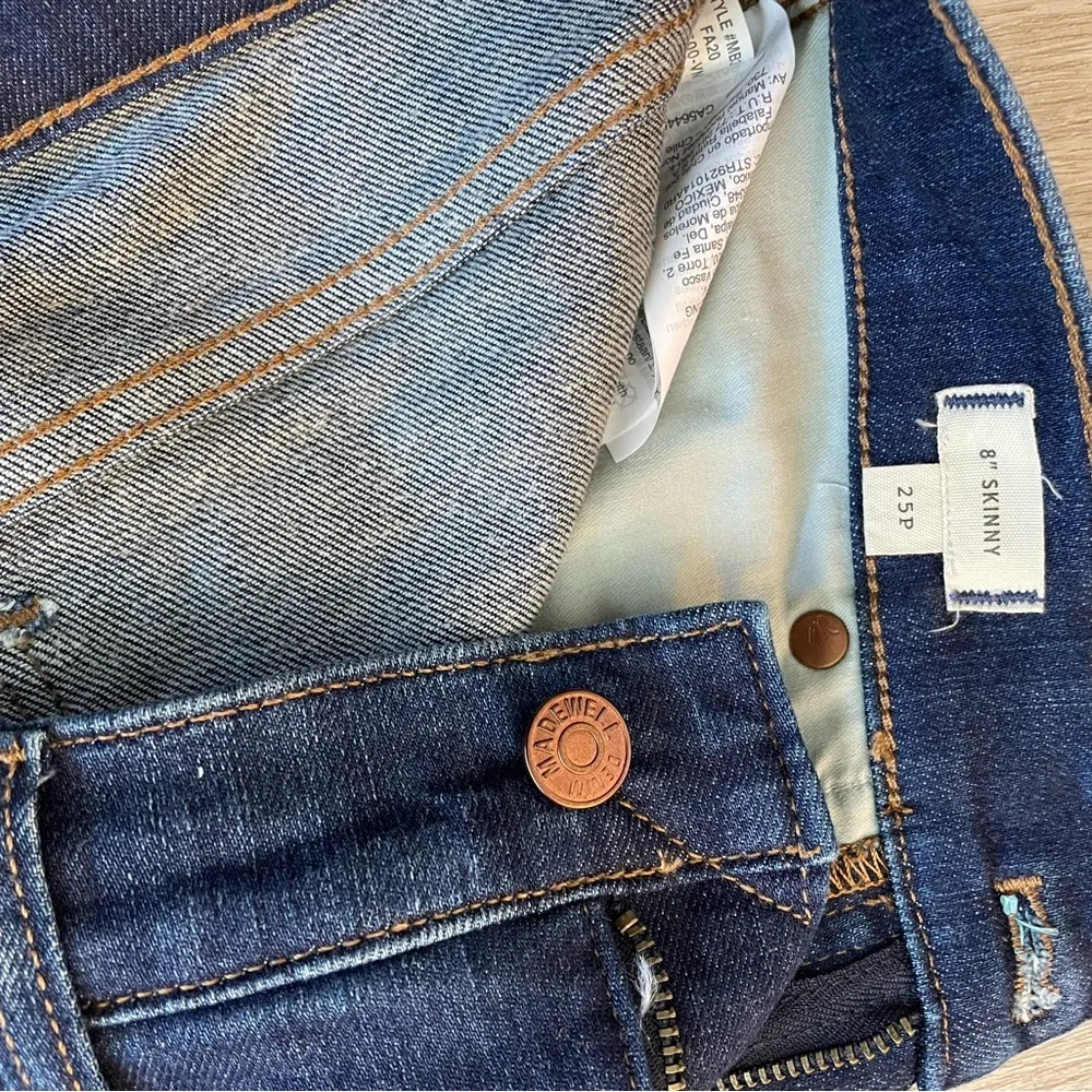 Madewell 8” rise skinny jeans. Size 25 petite. - Picture 5 of 5